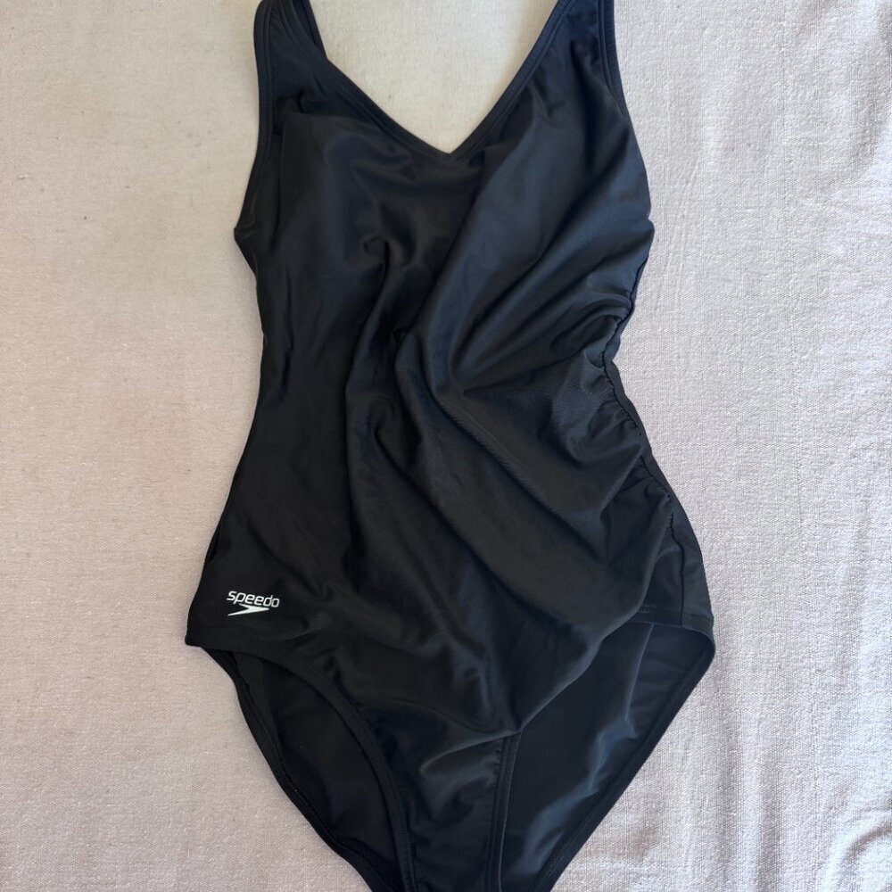 Speedo Black One-Piece Athletic Swimsuit - Size 6 - Like New!